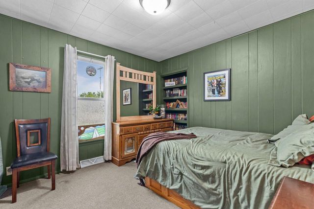 833 JEFFERSON STREET, Oshkosh, WI 54901