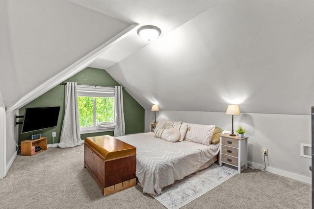 833 JEFFERSON STREET, Oshkosh, WI 54901