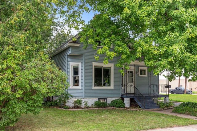 833 JEFFERSON STREET, Oshkosh, WI 54901