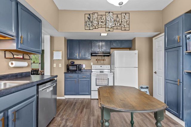 833 JEFFERSON STREET, Oshkosh, WI 54901