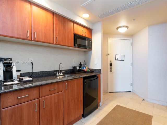 18001 Collins Avenue 1107, Sunny Isles Beach, FL 33160