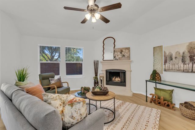 2216 Jocelyn Way, Mckinney, TX 75071