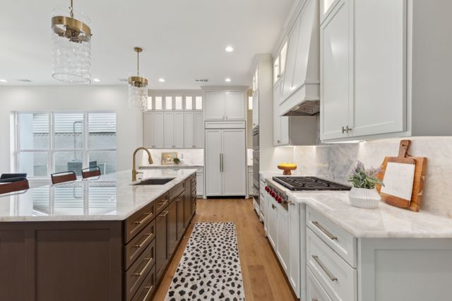 10930 Beauty Lane, Dallas, TX 75229