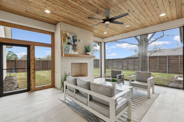 10930 Beauty Lane, Dallas, TX 75229