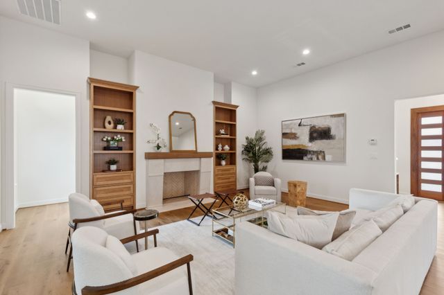 10930 Beauty Lane, Dallas, TX 75229