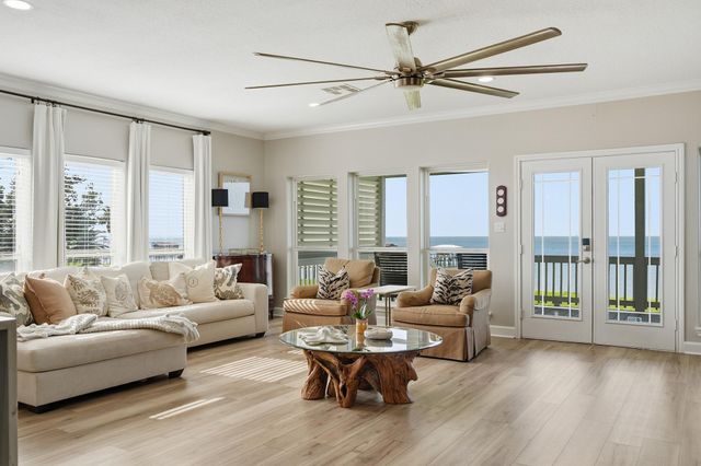 2534 Cliff Drive, San Leon, TX 77539