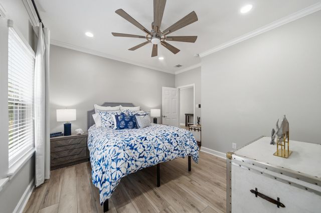 2534 Cliff Drive, San Leon, TX 77539