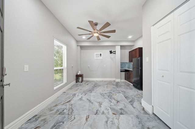 2534 Cliff Drive, San Leon, TX 77539