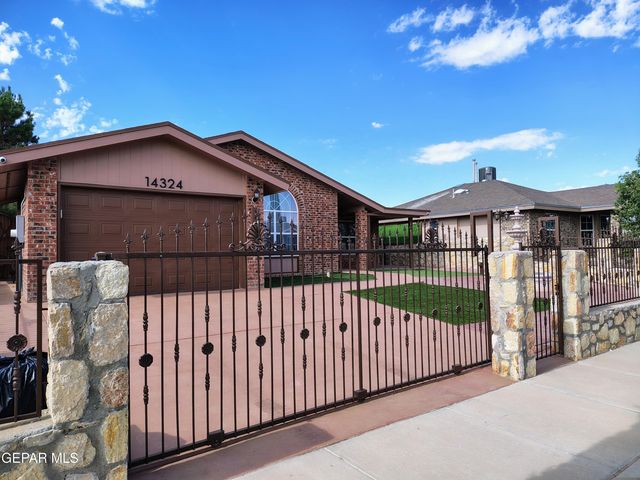 14324 Puentecillas Drive, Horizon City, TX 79928