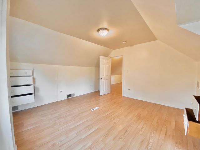 18034 Ridgewood Avenue, Lansing, IL 60438