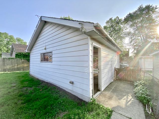 18034 Ridgewood Avenue, Lansing, IL 60438