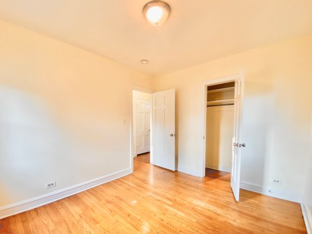 18034 Ridgewood Avenue, Lansing, IL 60438