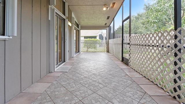 570 Woodgate Circle A, Sunrise, FL 33326