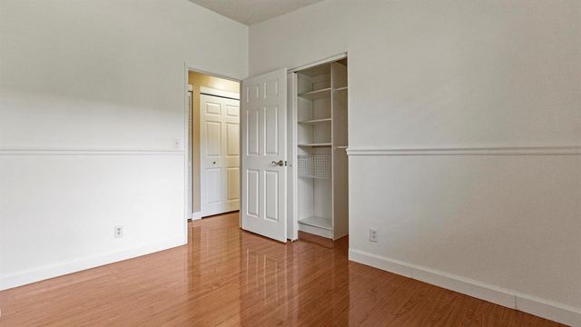 570 Woodgate Circle A, Sunrise, FL 33326