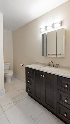 570 Woodgate Circle A, Sunrise, FL 33326