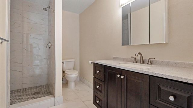570 Woodgate Circle A, Sunrise, FL 33326