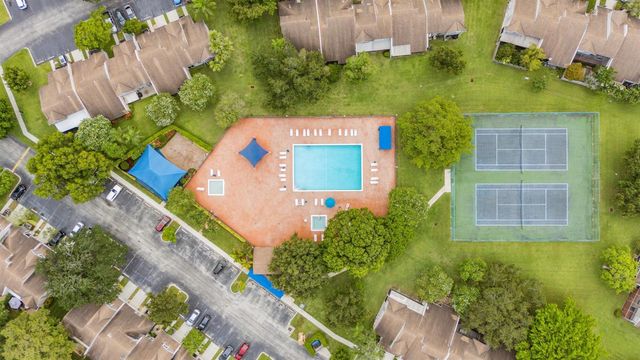 570 Woodgate Circle A, Sunrise, FL 33326
