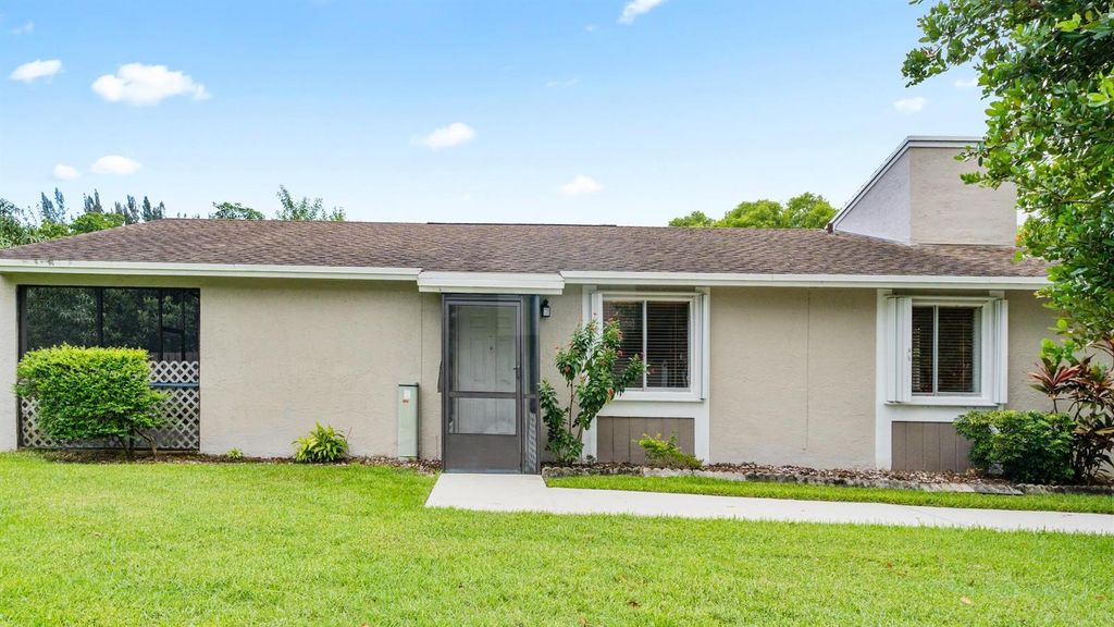 570 Woodgate Circle A, Sunrise, FL 33326