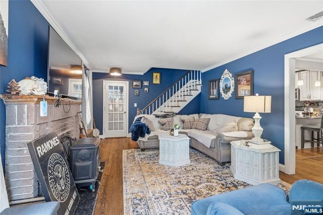 43 Smallwood Avenue, Belleville, NJ 07109