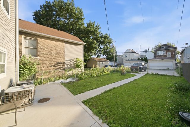 1324 S 48th Court, Cicero, IL 60804