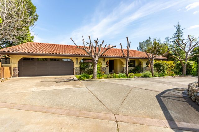 22425 Brent Road, Red Bluff, CA 96080