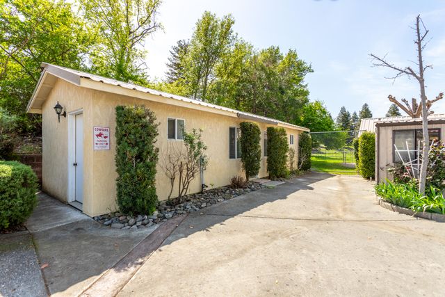 22425 Brent Road, Red Bluff, CA 96080