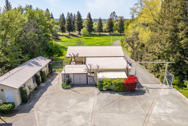 22425 Brent Road, Red Bluff, CA 96080