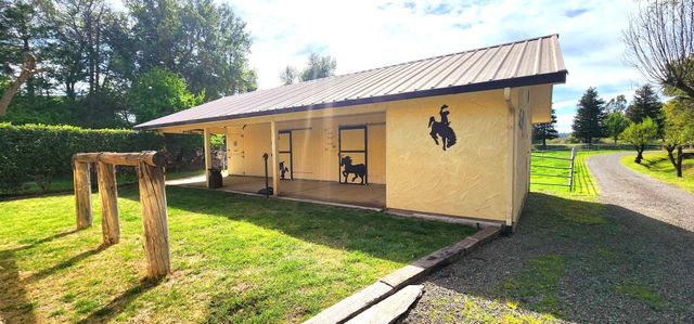 22425 Brent Road, Red Bluff, CA 96080