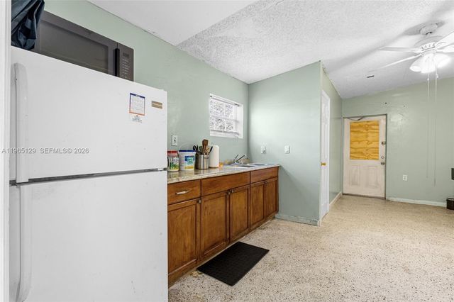 11845 SW 203rd Ter, Miami, FL 33177