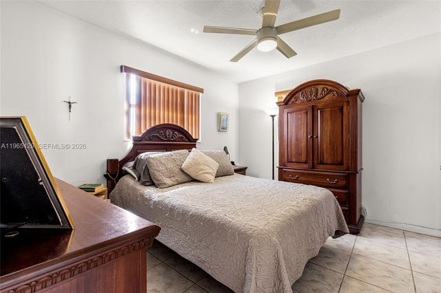 11845 SW 203rd Ter, Miami, FL 33177