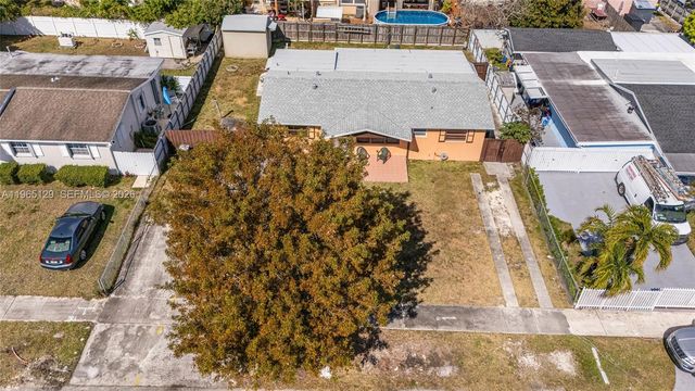 11845 SW 203rd Ter, Miami, FL 33177