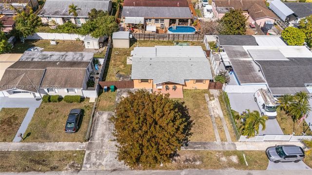 11845 SW 203rd Ter, Miami, FL 33177