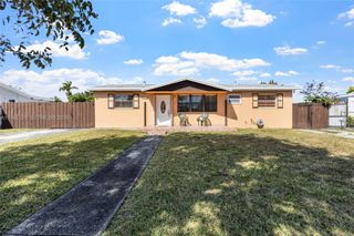 11845 SW 203rd Ter, Miami, FL 33177
