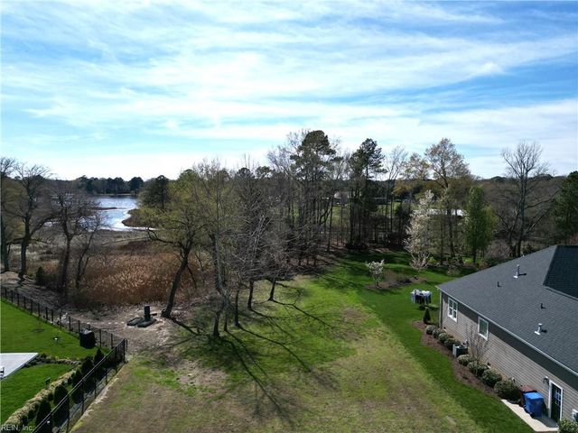 2832 Martins Point Way, Chesapeake, VA 23321