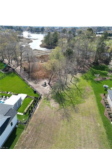 2832 Martins Point Way, Chesapeake, VA 23321