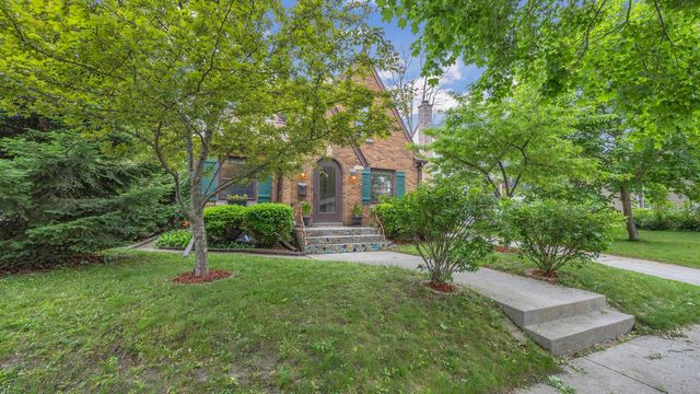 2914 S 7th STREET, Sheboygan, WI 53081