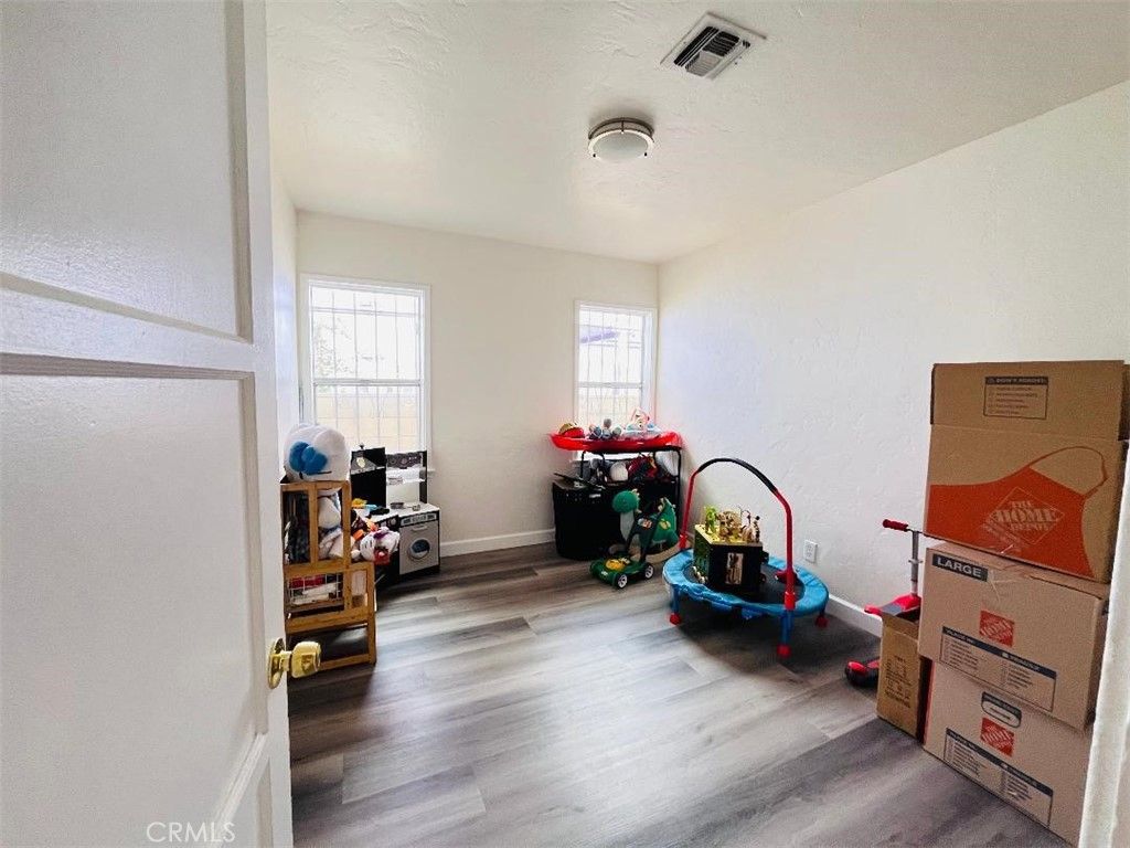 1110 N Pearl, Compton, CA 90221 — photo 4