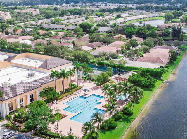 7647 Southampton Terrace 308, Tamarac, FL 33321