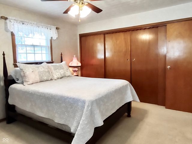 135 Bradford Place, New Whiteland, IN 46184