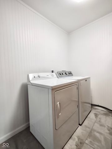 135 Bradford Place, New Whiteland, IN 46184