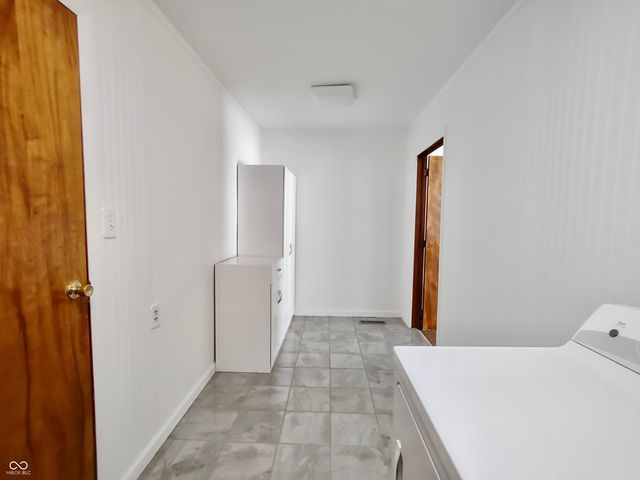 135 Bradford Place, New Whiteland, IN 46184