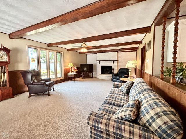 135 Bradford Place, New Whiteland, IN 46184