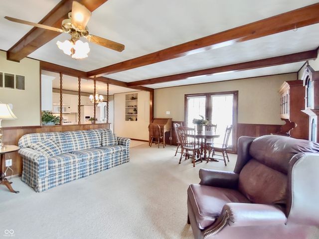 135 Bradford Place, New Whiteland, IN 46184