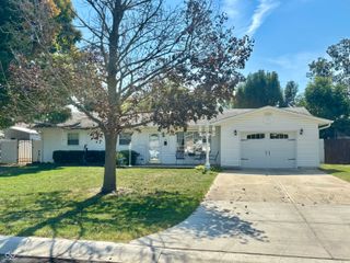 135 Bradford Place, New Whiteland, IN 46184