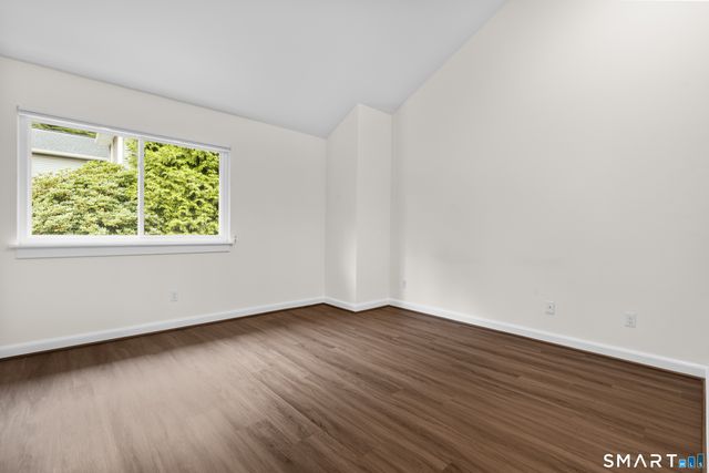 13 Glen Ridge 13, Wilton, CT 06897