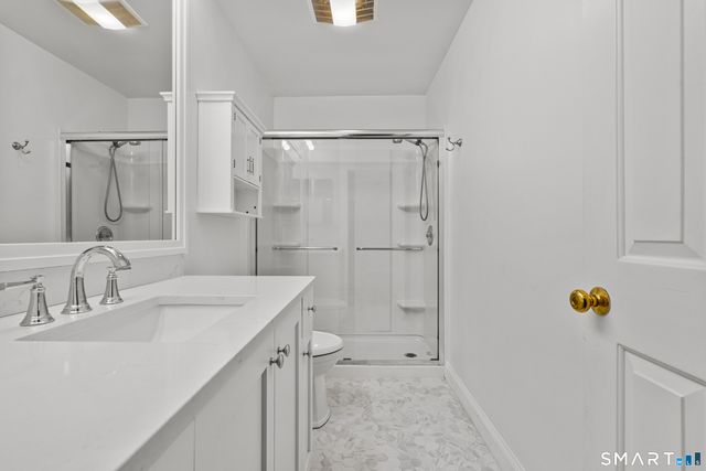 13 Glen Ridge 13, Wilton, CT 06897