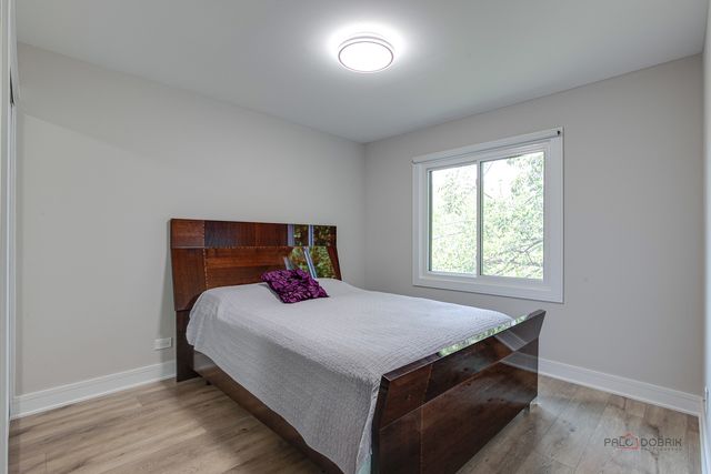 5190 Chambers Drive, Hoffman Estates, IL 60010