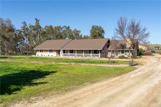 7686 Feenstra Road, Paso Robles, CA 93446