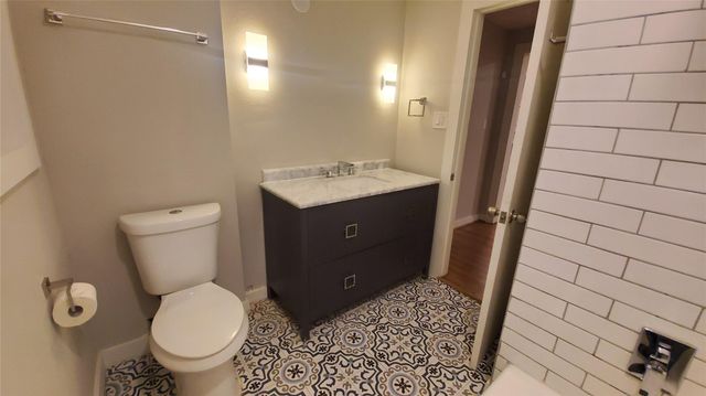 7151 Neff Street, Houston, TX 77074