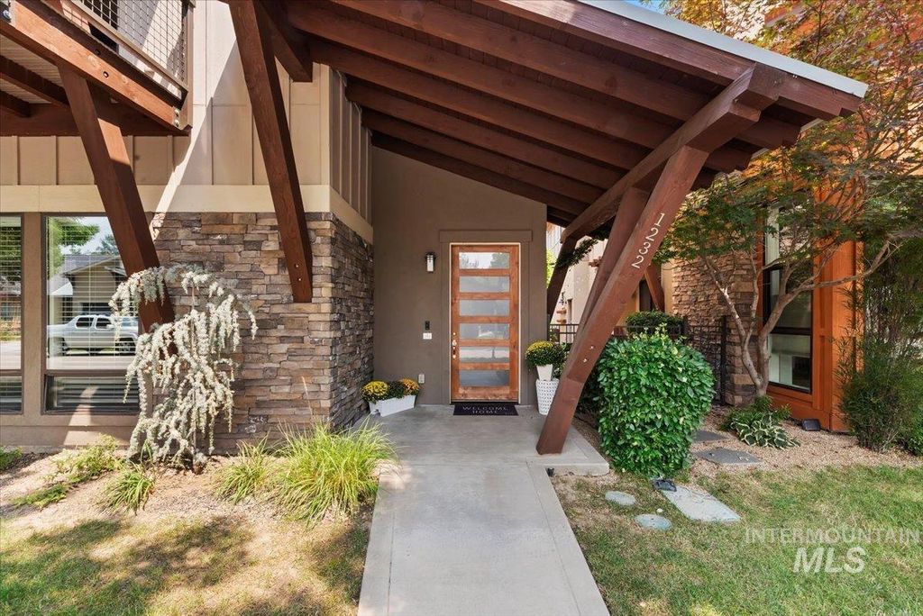 1232 E Lone Shore Dr, Eagle, ID 83616 photo 5